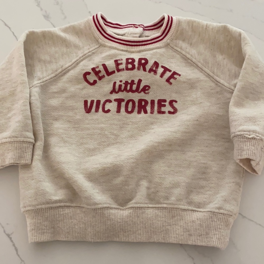 Gymboree 6-12 mo Swearshirt